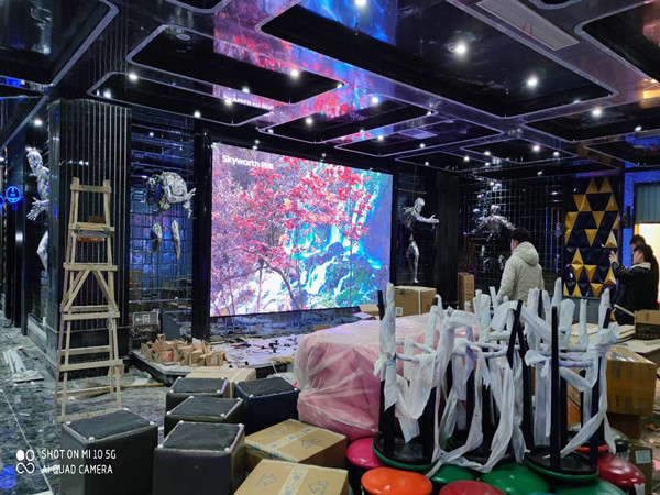 青白江室内P2.5全彩显示屏